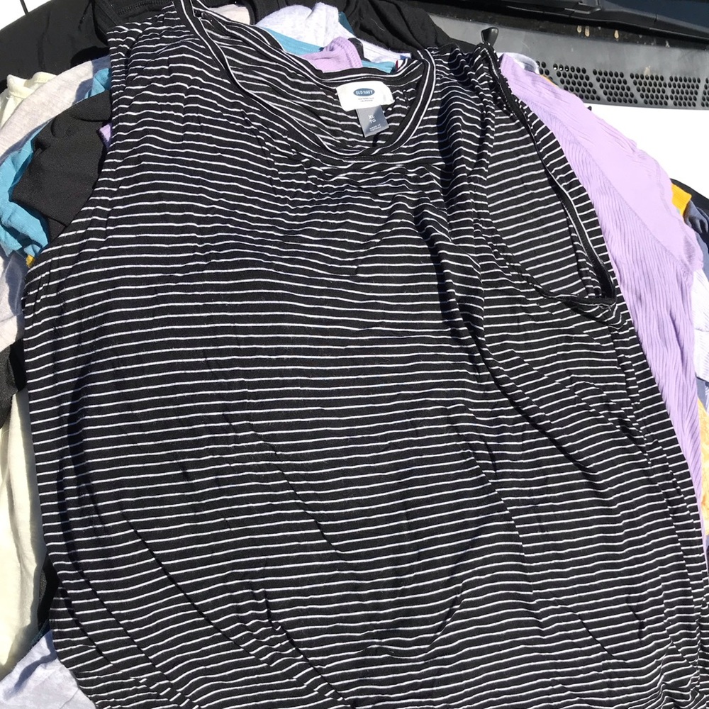 Stripe tank with slit open back